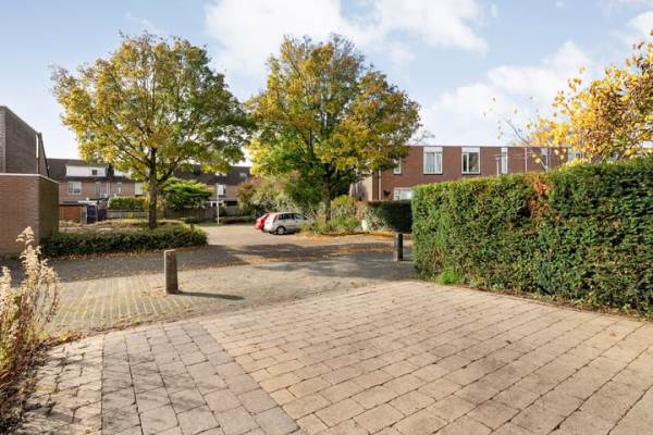 Woning Van Limburg Stirumware 72 Zwolle