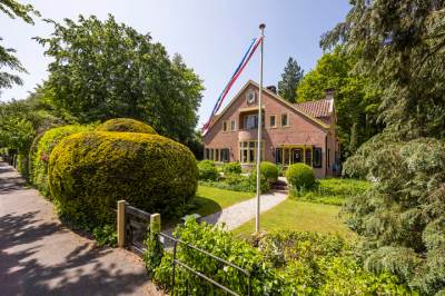 Woning Torenlaan 57 Laren (NH)