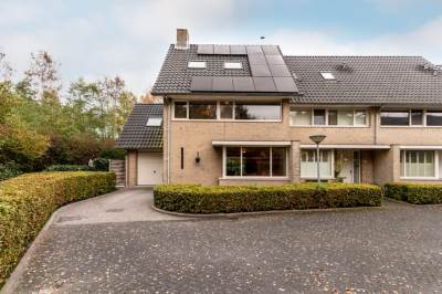 Woning Razeil 36 Almere