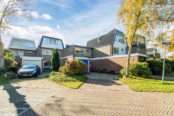 Woning Hertshooiweg 16 Bergen (NH)