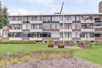 Woning Van den Endelaan 127 Hillegom