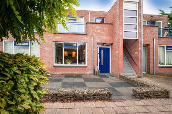 Woning St. Anthoniusstraat 104 Nieuw-Vennep