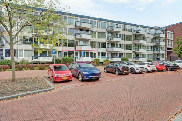 Woning Burgemeester Edo Bergsmalaan 40 Enschede