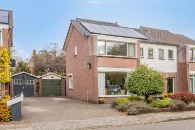 Woning van Houtstraat 42 Duiven