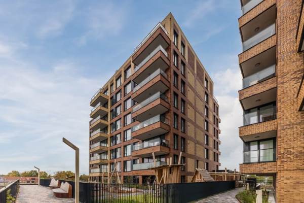 Woning Mahoniehout 441 Zaandam