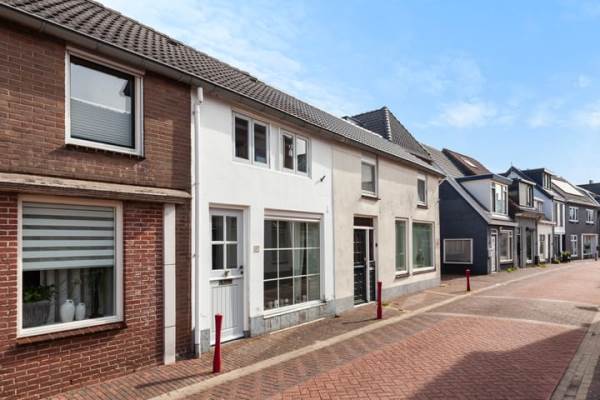 Woning De Buurt 47 Hardinxveld-Giessendam