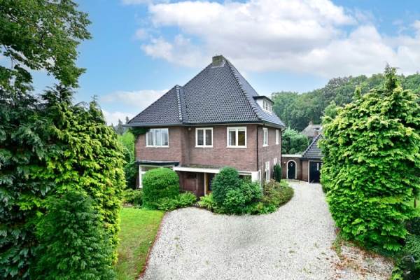 Woning Nieuwe Bussummerweg 1 Huizen