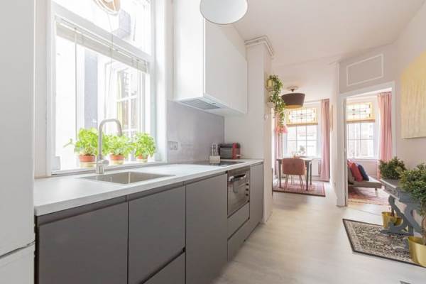 Woning Eerste Goudsbloemdwarsstraat 92 Amsterdam