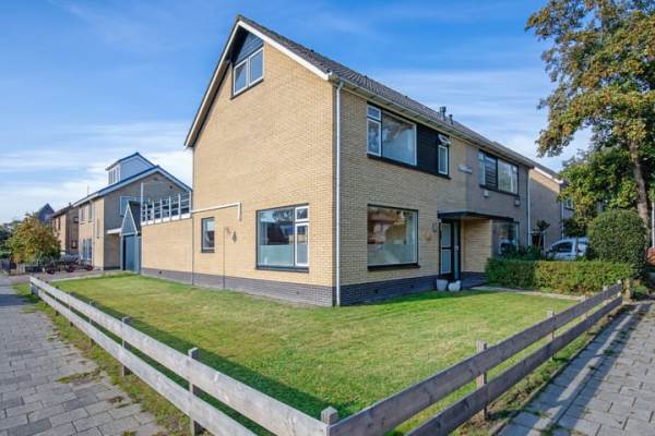 Woning De Houtmanstraat 48 Oudeschild