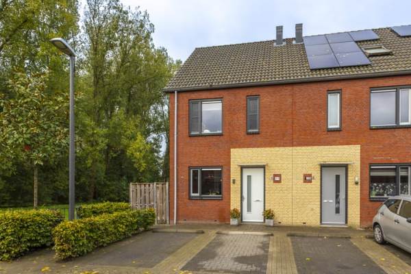 Woning Peulenstraat-zuid 49 Hardinxveld-Giessendam