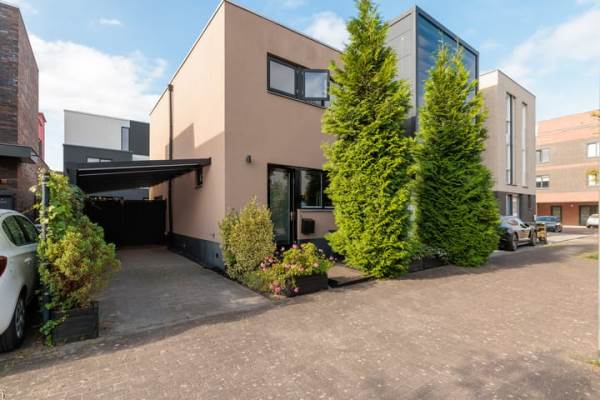 Woning Helenusstraat 8 Almere