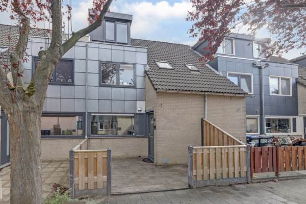 Woning Haya van Someren-Downerpad 13 Spijkenisse