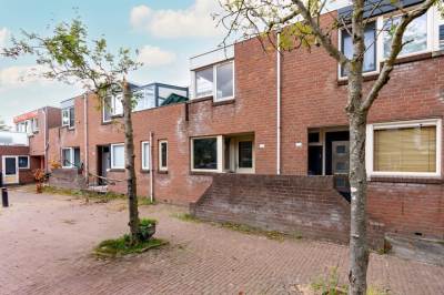 Woning Middenhof 302 Almere