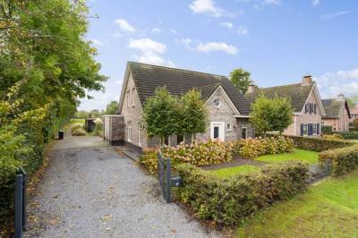 Woning Achter 't Hof 17 Hoeven