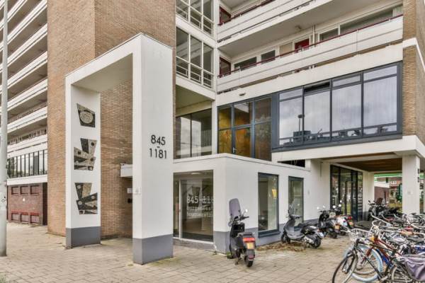 Woning Burgemeester Hogguerstraat 985 Amsterdam