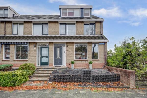 Woning Rivierlaan 76 Spijkenisse