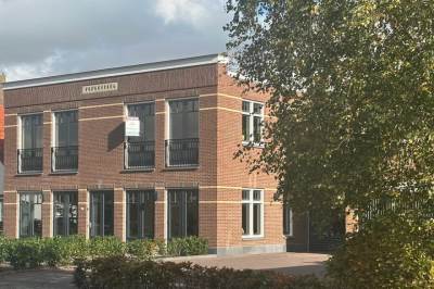 Woning Noordeinde 167A2 Roelofarendsveen
