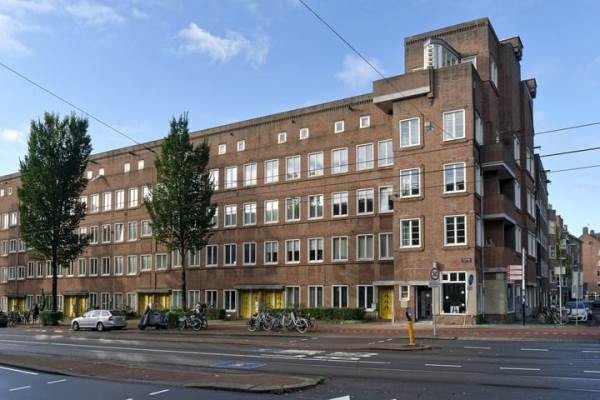Woning Hoofdweg 4913 Amsterdam