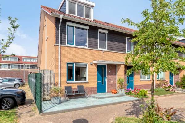 Woning Oeverwal 3 Hendrik-Ido-Ambacht