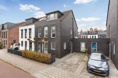 Woning Saarloosstraat 24 Hoofddorp