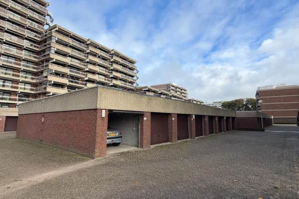 Garage Theo Mann-Bouwmeesterlaan 126 Den Haag