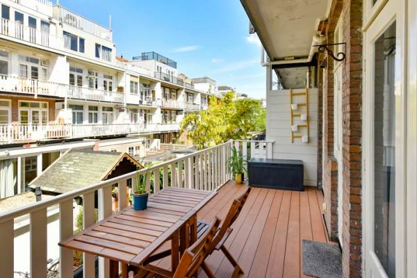 Woning Woestduinstraat 1421 Amsterdam