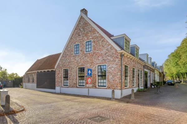 Woning Dorpsplein 4 Nisse