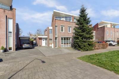 Woning Akelei 12 Tiel