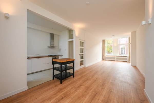 Woning Newtonstraat 327 Den Haag