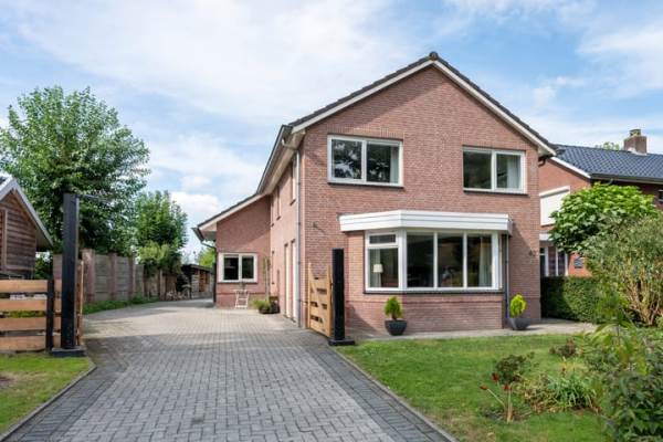 Woning Dorpsstraat 40 Emmen