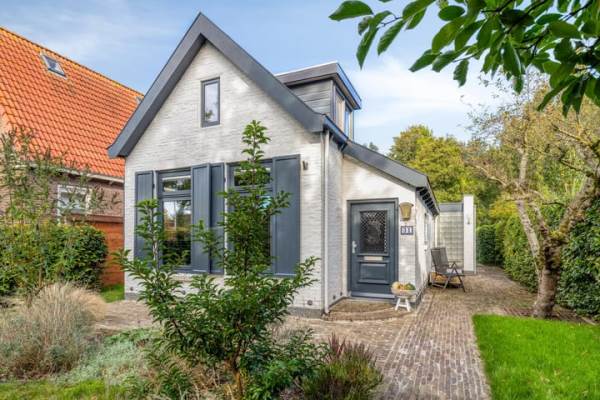 Woning Koningin Julianaweg 31 Heerenveen