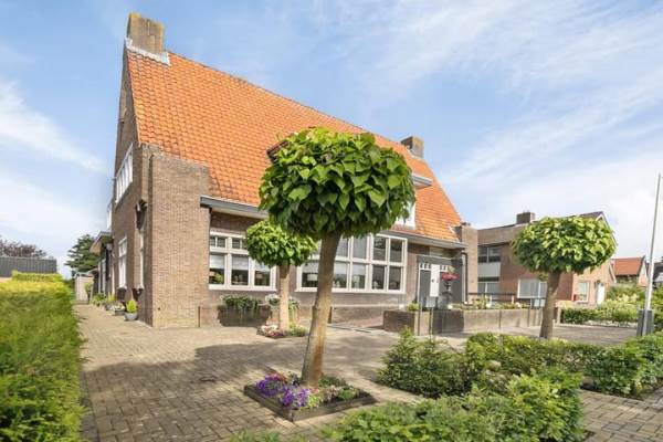 Woning Mr. Ovingstraat 2A Klazienaveen