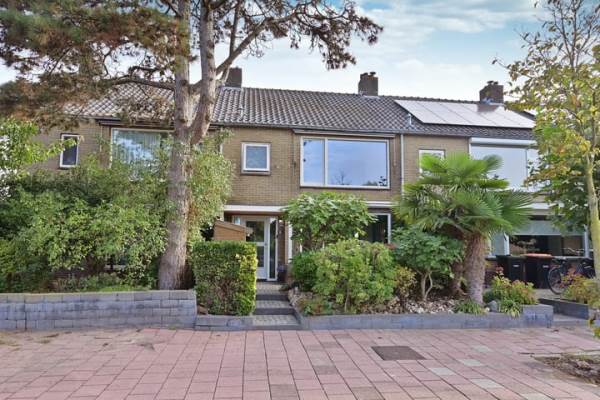 Woning Leeuwerikweg 8 Soest