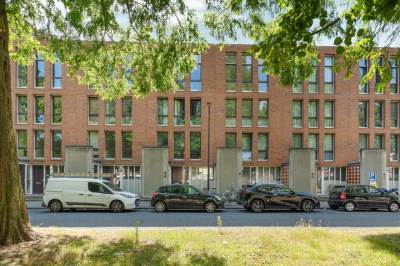 Woning Raden Adjeng Kartinistraat 17 Amsterdam