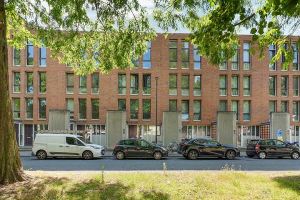 Woning Raden Adjeng Kartinistraat 15 Amsterdam