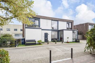 Woning Backeswater 17 Den Haag
