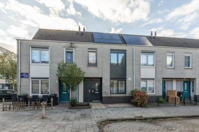 Woning Marga Klompélaan 3 Amsterdam