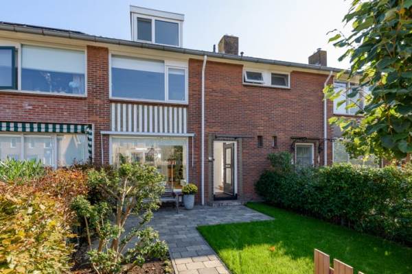 Woning Oranjelaan 20 Oud-Alblas
