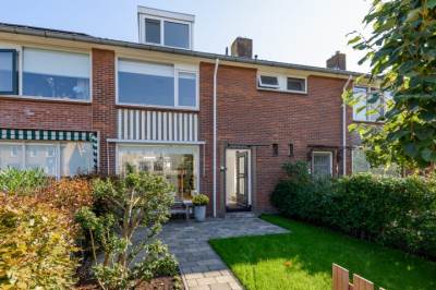 Woning Oranjelaan 20 Oud-Alblas