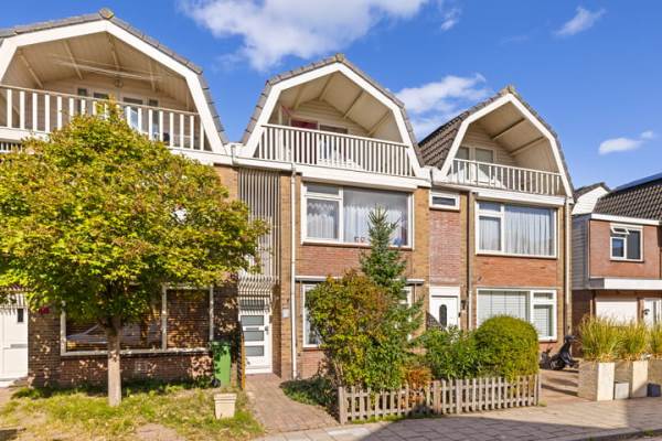 Woning Burgemeester Bratstraat 34 Oostzaan