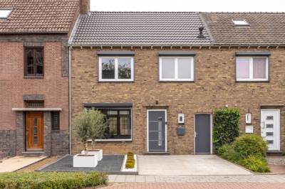 Woning Raadhuisstraat 48 Urmond