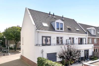 Woning Opzoomerlaan 31 Hellevoetsluis