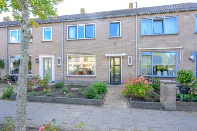 Woning Rozenstraat 4 Waarland