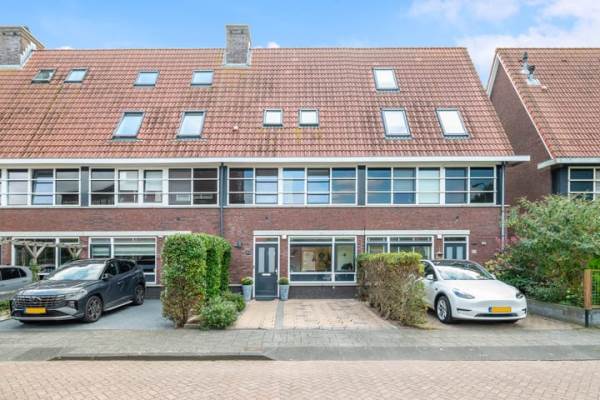 Woning H. Reptonstraat 82 Velserbroek