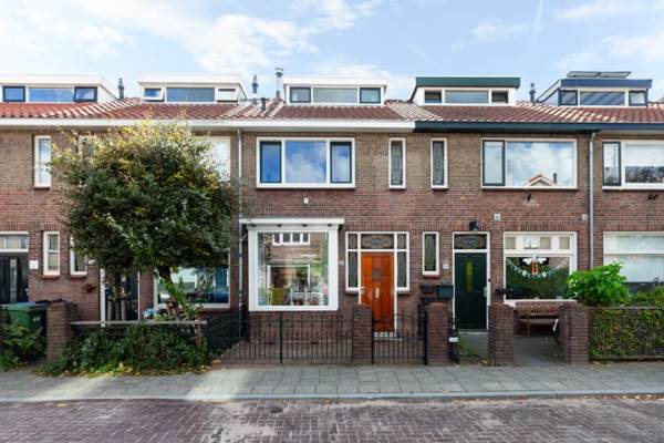 Woning Rozenlaan 38 Vlaardingen