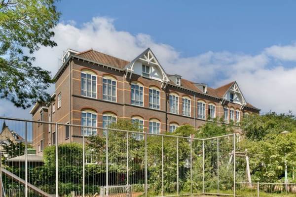 Woning Karthuizersplantsoen 9 Amsterdam