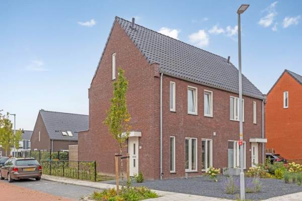 Woning Herman de Ruijterstraat 41 Poederoijen