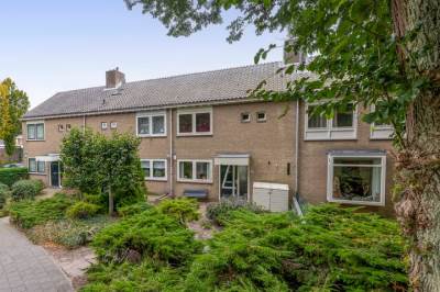 Woning Piustuin 4 Lisse