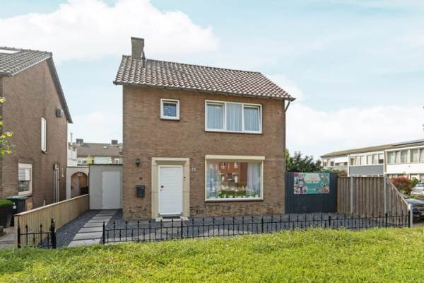 Woning Graaf Reinaldstraat 25 Lobith