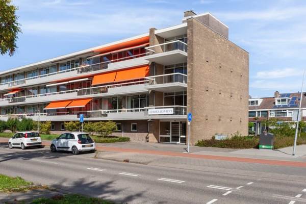 Woning Admiraal de Ruyterweg 1 Zwijndrecht